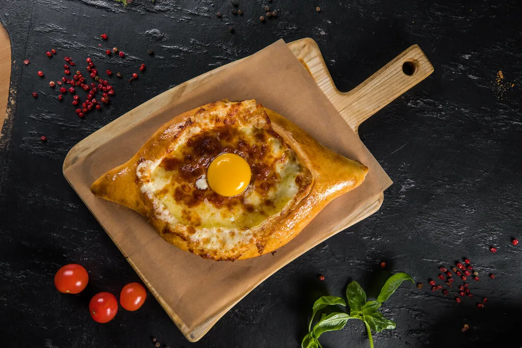 Хачапури по-аджарски
