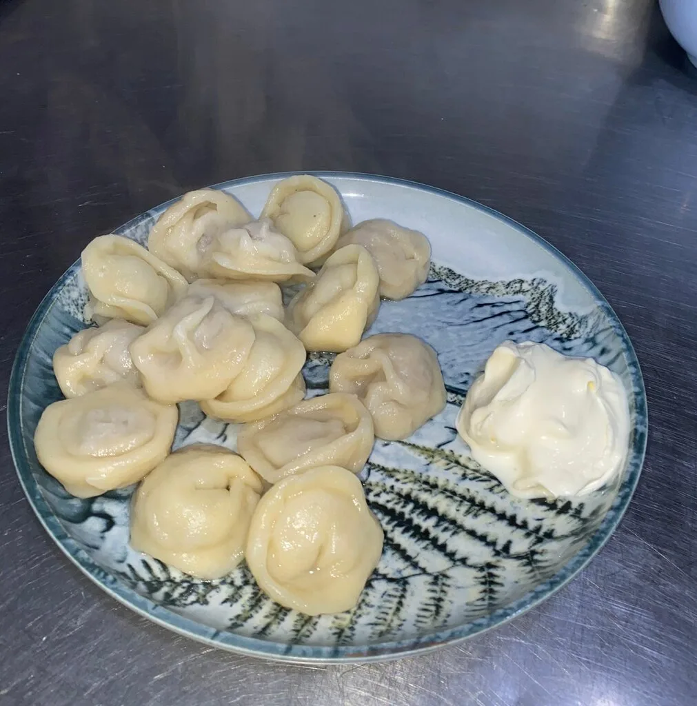 Пельмени со сметаной