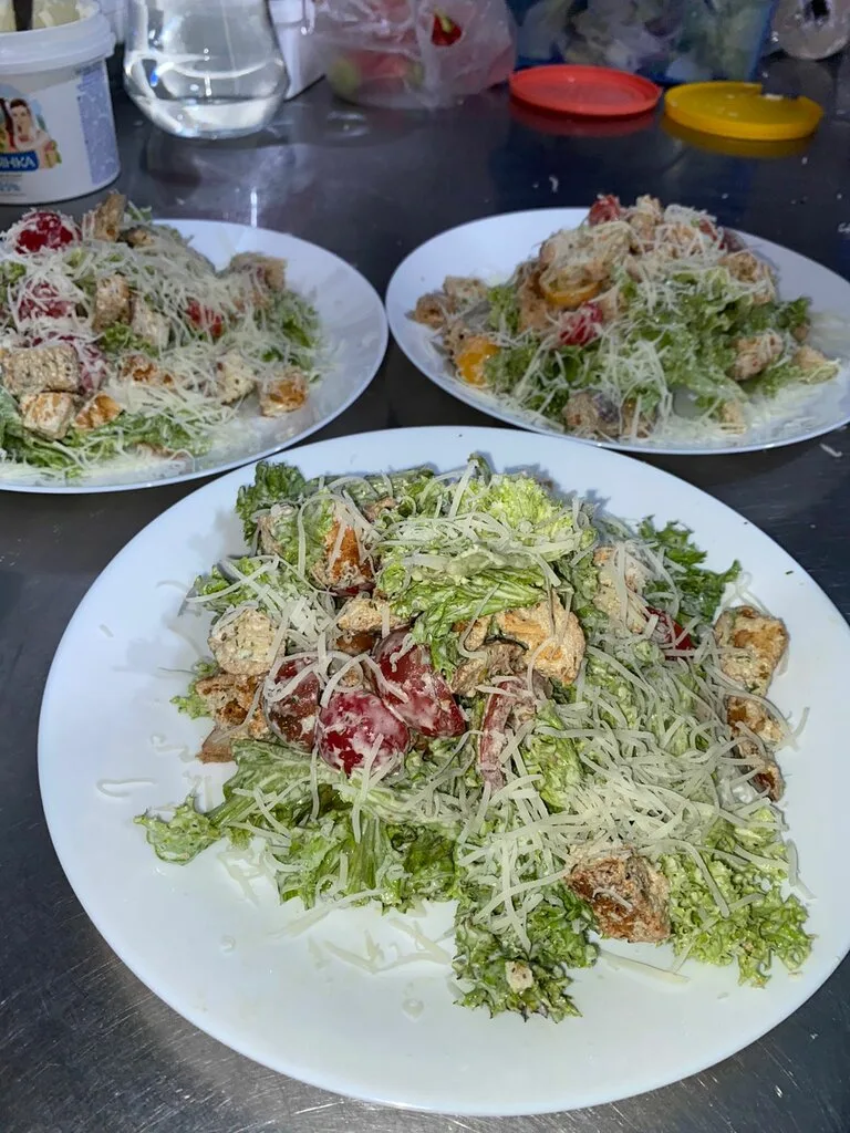 Салат " Цезарь"с курицей