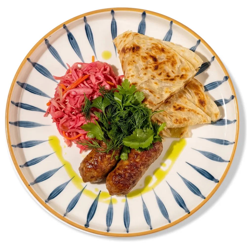 Мясные колбаски с квашеной капустой